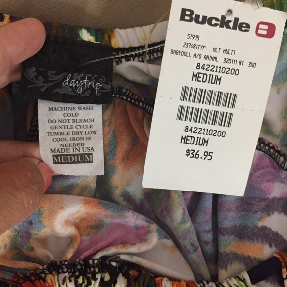 ❤️ Day trip buckle babydoll high low halter top - Picture 4 of 5